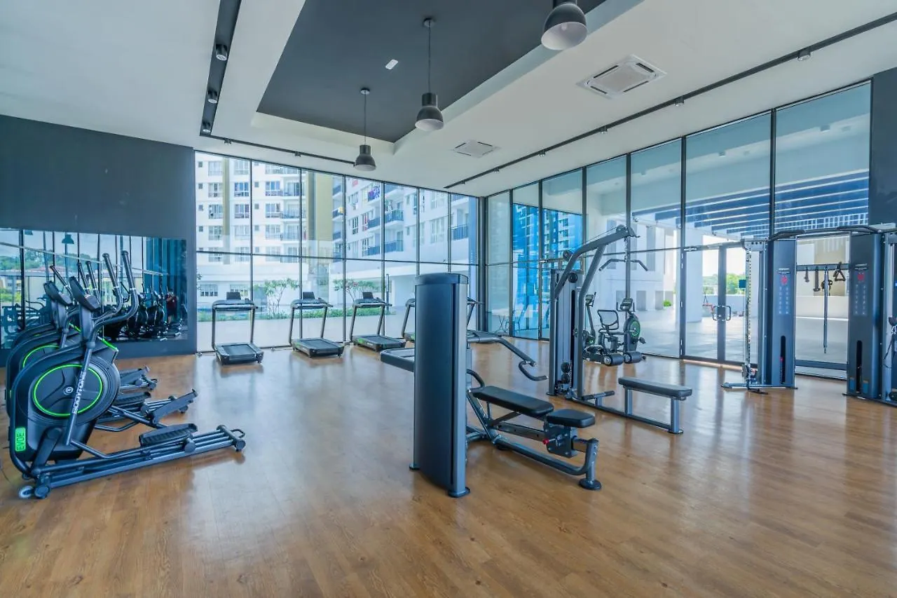 Cozy 3-Bedroom Condo With Pool 6 Pax - Semarak Kuala Lumpur